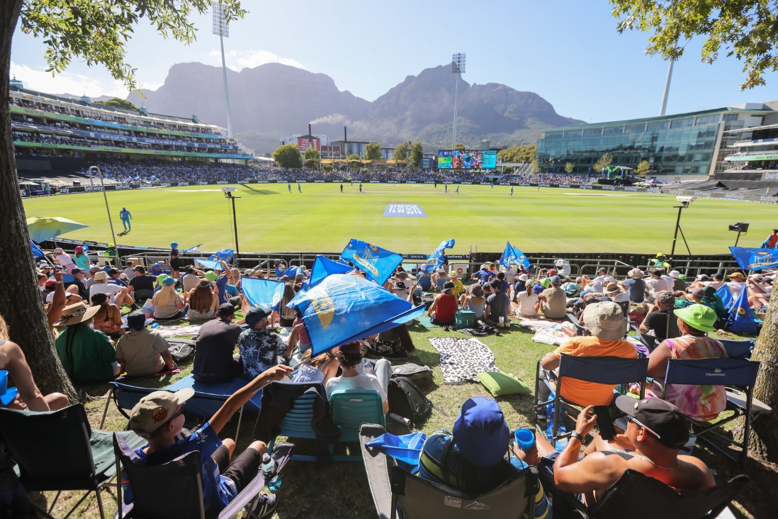 As the festive season approaches, cricket fans across South Africa can look forward to an exhilarating holiday extravaganza, with the announcement of the Season 4 fixtures for the Betway SA20 league.