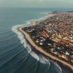 Corona Studios’ ‘Feeling J’Bay’ premiered at WSL’s 2025 Corona Cero Open J-Bay, celebrating the town, wave, and community that shaped coastal surf culture.