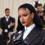 When Riri steps out of her house its fashion go time.