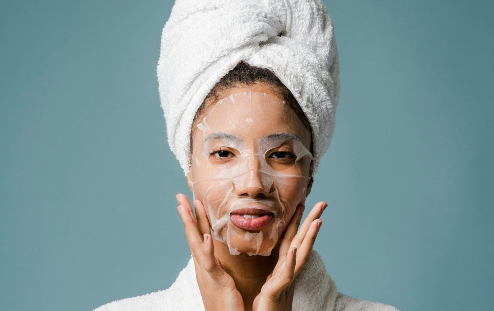 Discover collagen banking with Dr Alek Nikolic. Learn about the top 5 treatments — microneedling, LED light therapy, chemical peels, PRP, and biostimulator fillers — to build radiant, resilient skin for the future.