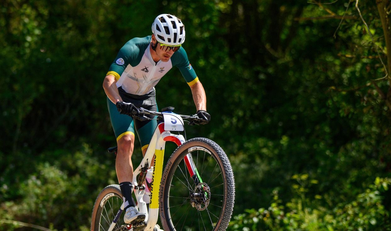 South Africa’s Alan Hatherly defends his world title in Crans Montana, winning gold at the 2025 UCI Mountain Bike World Championships.