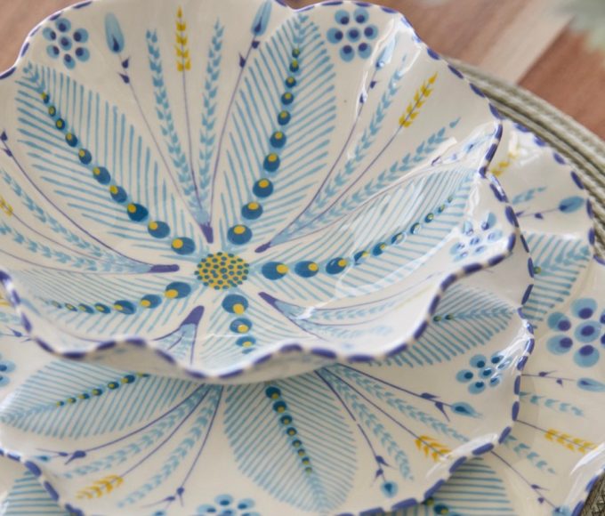 Celebrate top ceramicists this spring at the Kirstenbosch Gift Shop. Explore unique collections by Potterswork, Hennie Meyer, Gemma Orkin, and Mervyn Gers.