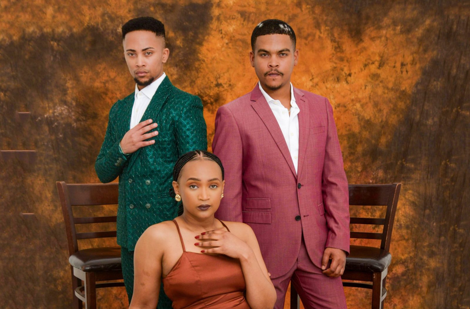 Ou Ses: Elke Move Tel showcases raw, honest performances in Hartzenberg Films’ new drama, screening at Ster-Kinekor from 27 Nov to 7 Dec 2025.