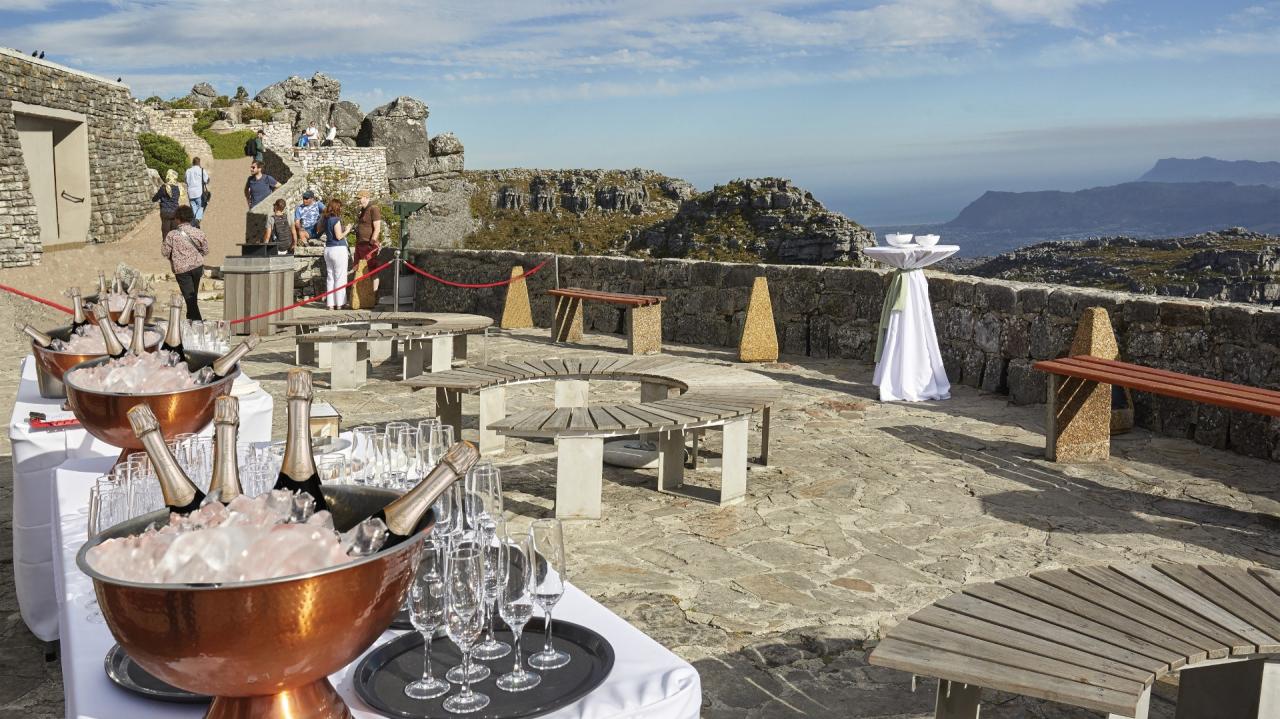 Table Mountain’s Twelve Apostles Terrace is named Africa’s Best MICE Event Venue 2025 at the World MICE Awards in Bahrain.