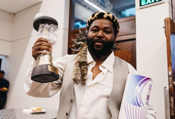 Sjava completes the Inkanyezi Trilogy with the release of INkanyezi NeZinkanyezi and celebrates ten years of music with a nationwide South African tour.