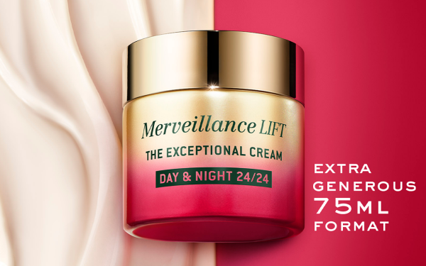 Discover NUXE Merveillance Lift cream, a dual-action day and night formula that firms, hydrates and smooths skin in one step.