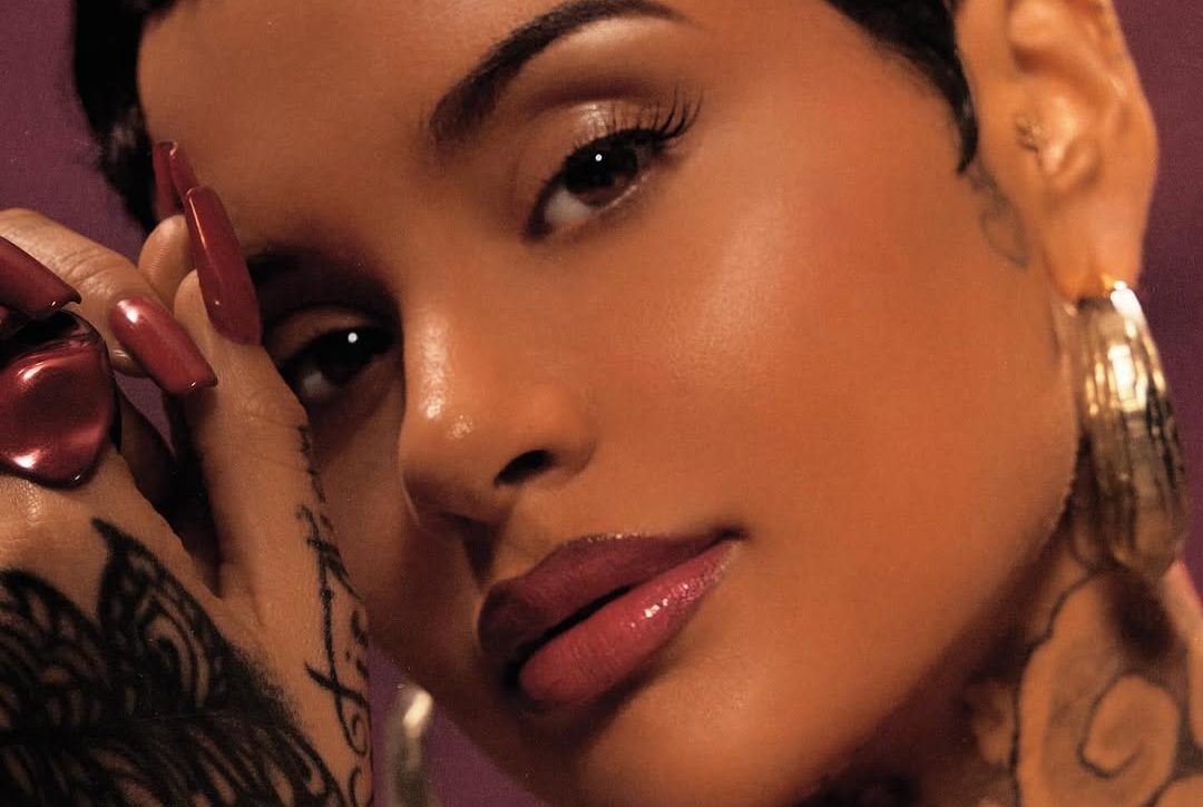 Kehlani performing live during a concert