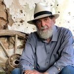 Koos Roets, Ivan Abrahams and Willie Esterhuizen honoured at the kykNET Silwerskerm Festival.
