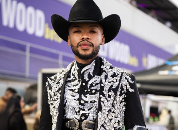 Racegoers wearing Country Allure-inspired outfits at the 2026 Hollywoodbets Durban July.