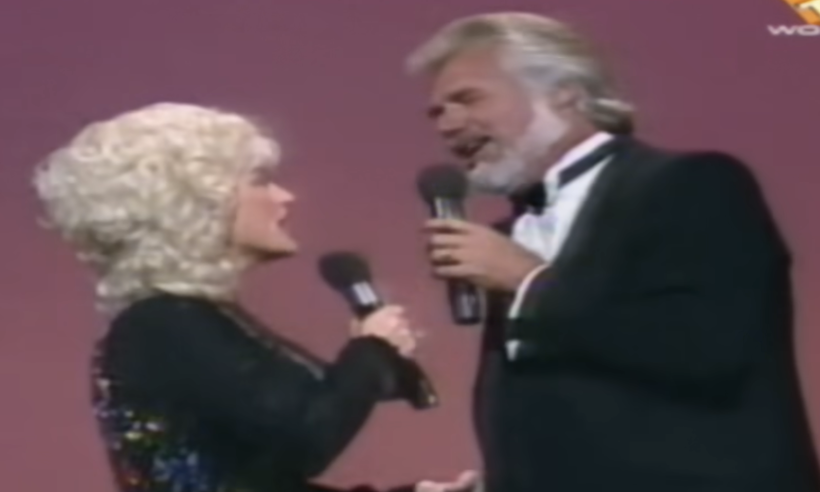 Kenny Rogers and Dolly Parton, whose friendship and musical partnership included Islands in the Stream