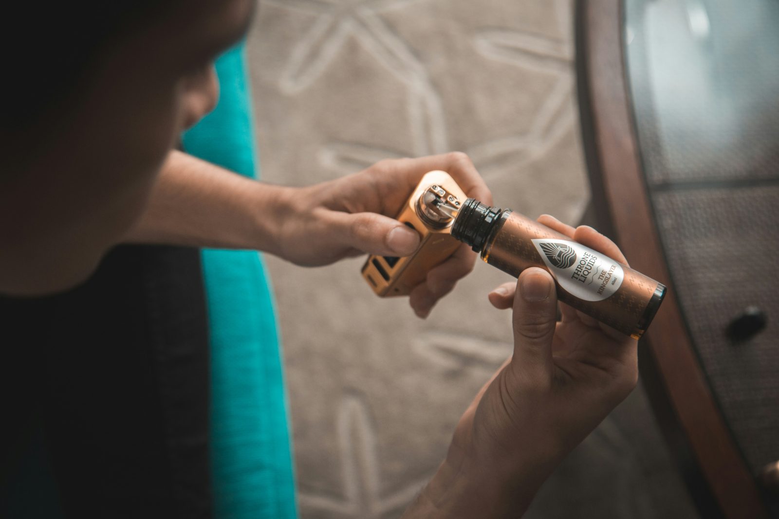 Vaping and hookah smoking carry health risks for young people