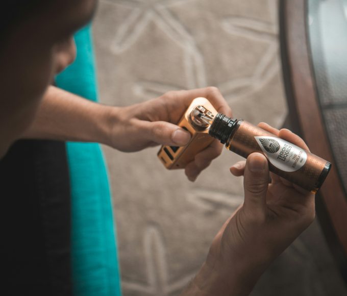 Vaping and hookah smoking carry health risks for young people