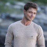 Bobby van Jaarsveld, host of the VIA travel series Dorpie-doenlys
