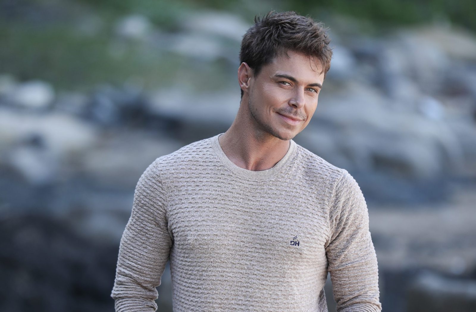 Bobby van Jaarsveld, host of the VIA travel series Dorpie-doenlys
