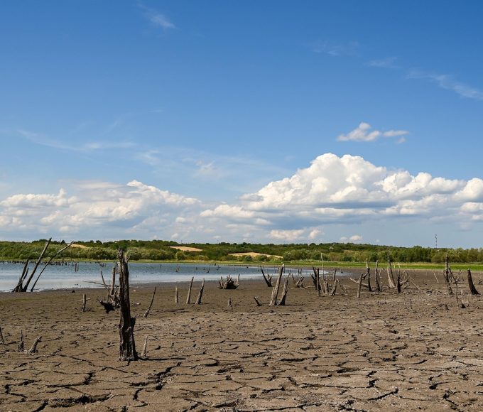Dry landscape under hot conditions as SAWS warns of a strong El Niño