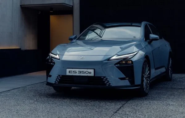 New Lexus ES